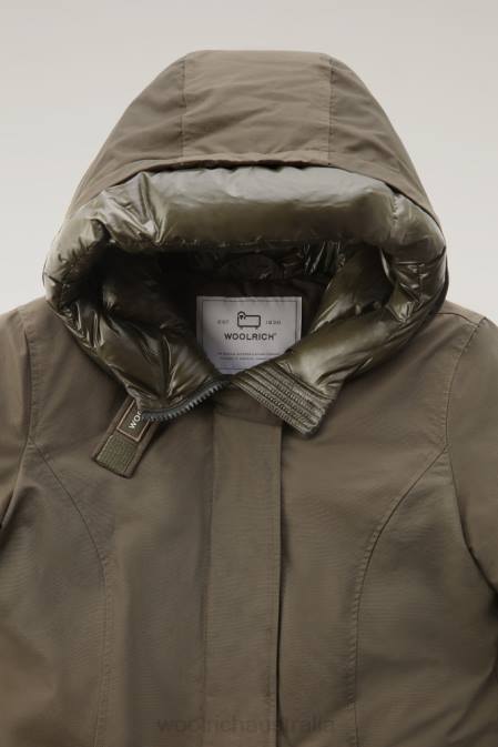 Woolrich Women Arctic Parka in Ramar Cloth Dark Green Clothing J026371