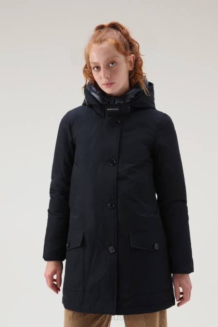 Woolrich Women Arctic Parka in Ramar Cloth with Four Pockets Dark Navy Clothing J026364