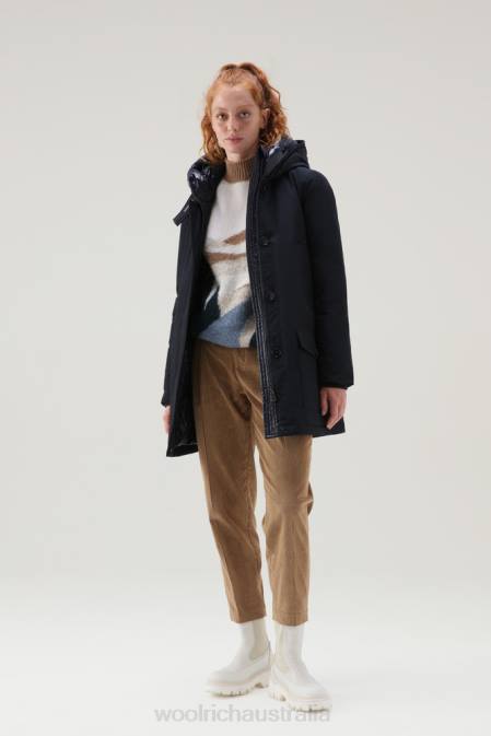 Woolrich Women Arctic Parka in Ramar Cloth with Four Pockets Dark Navy Clothing J026364