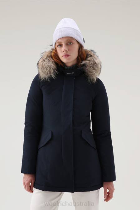 Woolrich Women Arctic Parka in Urban Touch with Detachable Fur Melton Blue Clothing J026279