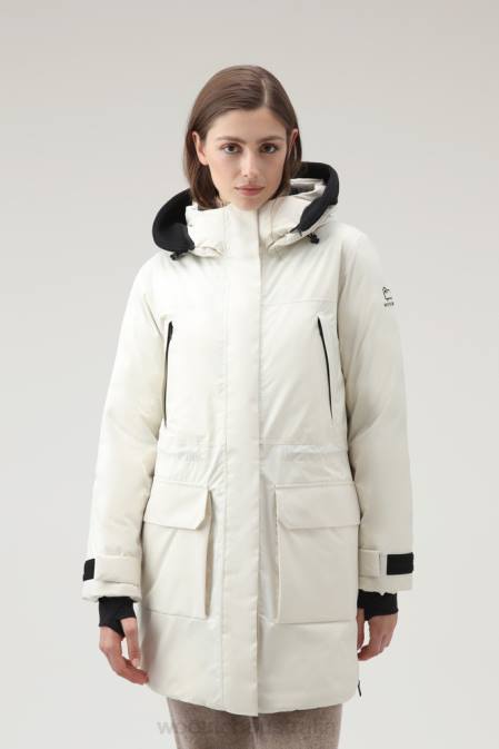 Woolrich Women Harveys Waterproof Parka in Pertex Revolve Milky Cream Clothing J026226