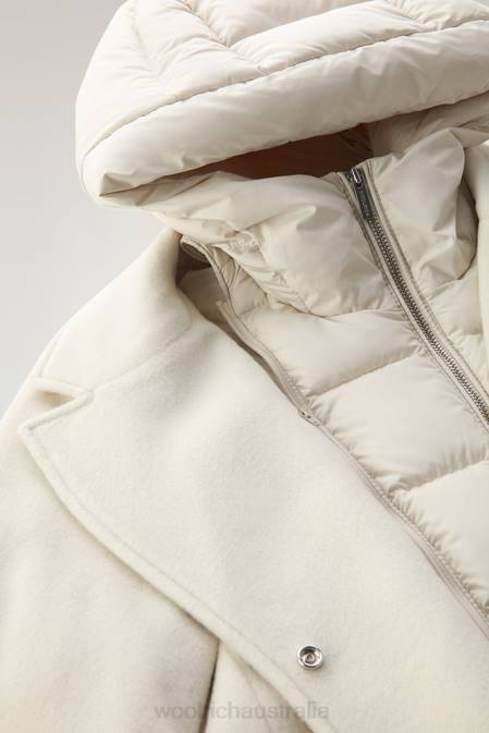 Woolrich Women Kuna Parka in Wool and Cashmere Blend Milky Cream Clothing J026210