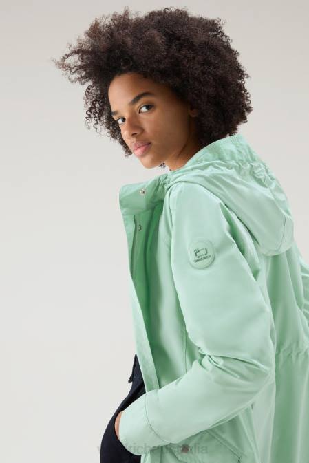 Woolrich Women Long Summer Parka in Urban Touch Harbor Green Clothing J02665