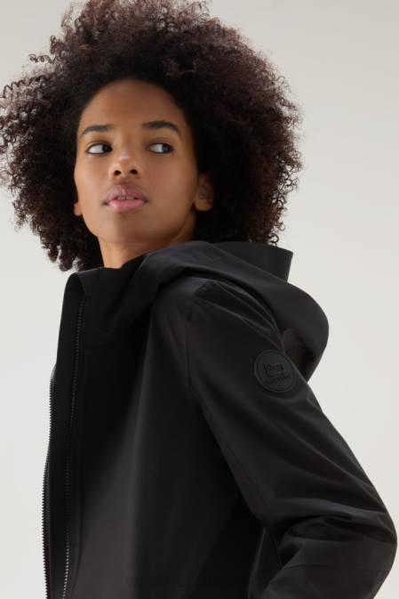 Woolrich Women Waterproof Leavitt Summer Parka Black Clothing J02689