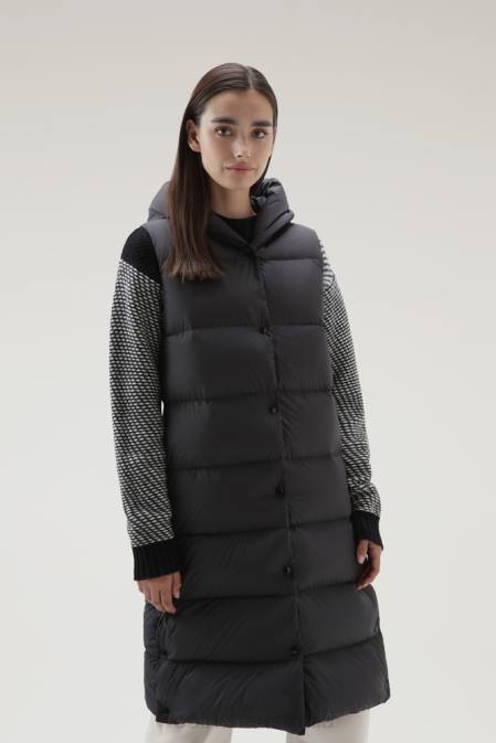 Woolrich Women Ellis Long Microfiber Vest Black Clothing J026321