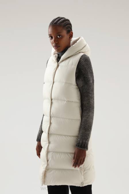 Woolrich Women Ellis Long Microfiber Vest Milky Cream Clothing J026317