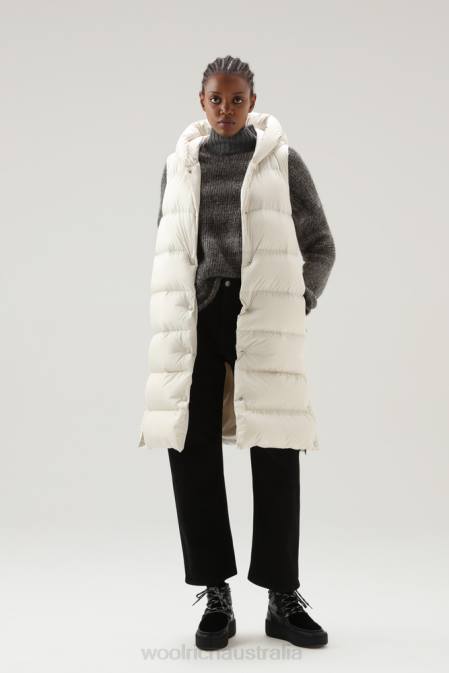 Woolrich Women Ellis Long Microfiber Vest Milky Cream Clothing J026317