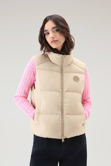 Woolrich Women Quilted Vest in Eco Taslan Nylon Beach Sand Clothing J026194