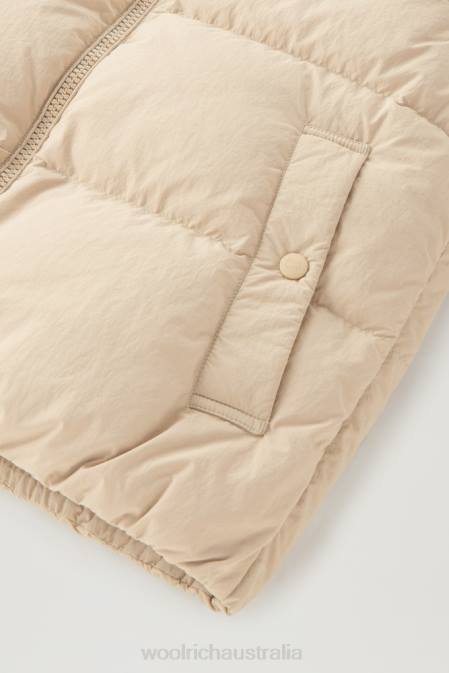 Woolrich Women Quilted Vest in Eco Taslan Nylon Beach Sand Clothing J026194