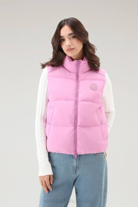 Woolrich Women Quilted Vest in Eco Taslan Nylon Smoky Rose Clothing J026180