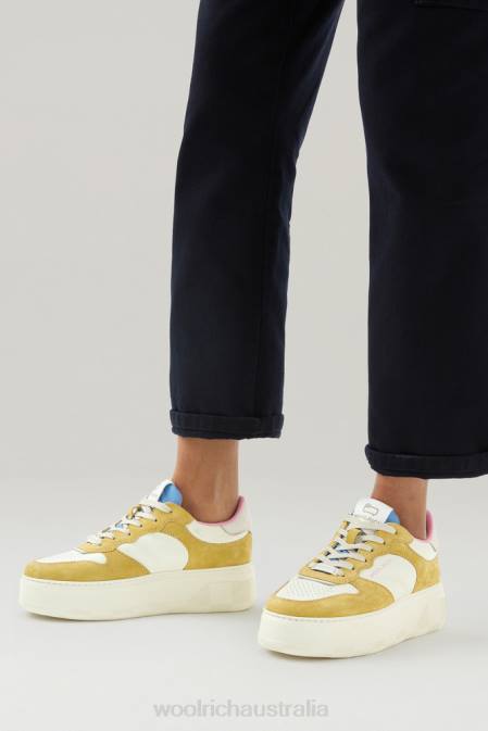 Woolrich Women Chunky Court Sneakers in Soft Leather with Suede Inserts Yellow Off White Footwear J02690