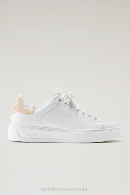 Woolrich Women Classic Court Sneakers in Soft Calf Leather with Contrast Rear Patch White Peach Footwear J026181