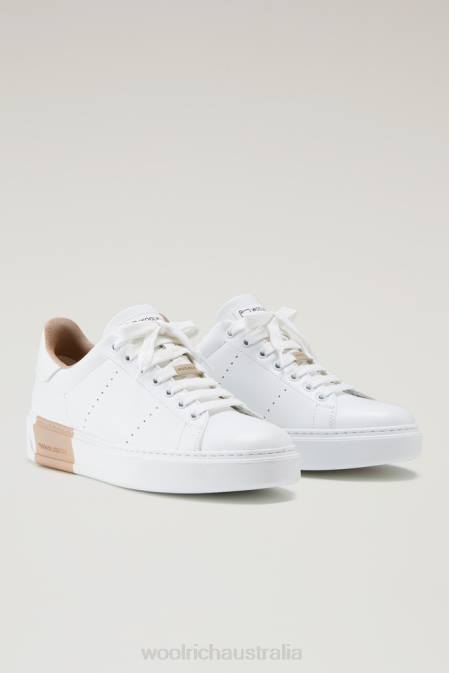 Woolrich Women Classic Court Sneakers in Soft Leather with Contrast Lining White Beige Footwear J026200
